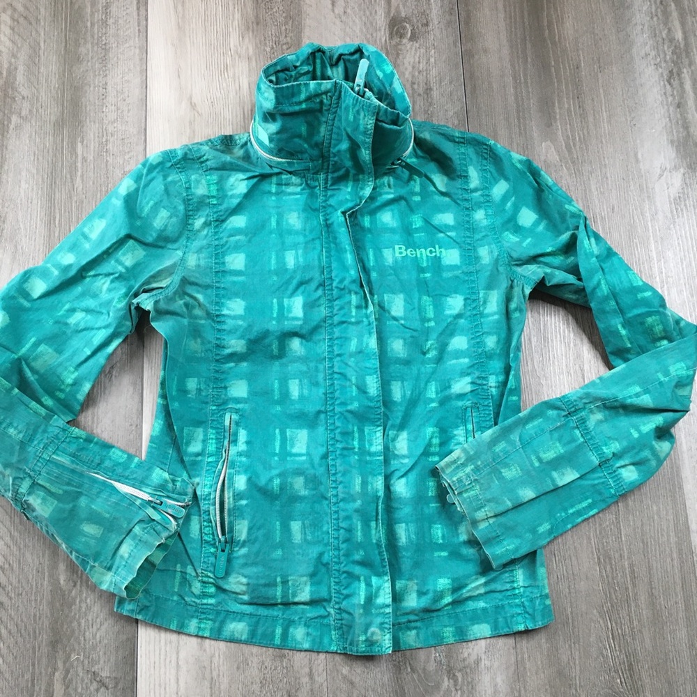 Bench Lightweight Jacket Small - image 2